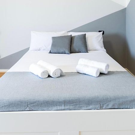 Milano -Duomo 13 Min, Netflix E Wi-Fi Apartment Luaran gambar